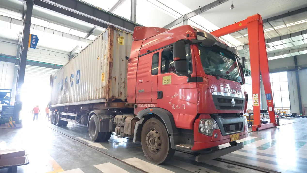 Envío del proyecto: la línea de producción totalmente automatizada ZN1000-2C de Quangong Corporation zarpa hacia el sudeste asiático