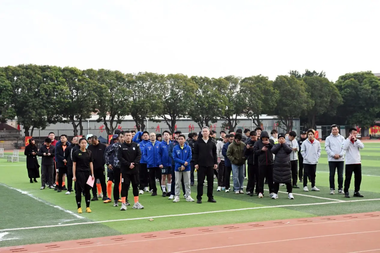 Quangong Machinery Co., Ltd. contribuyó a la exitosa celebración del séptimo torneo de fútbol 
